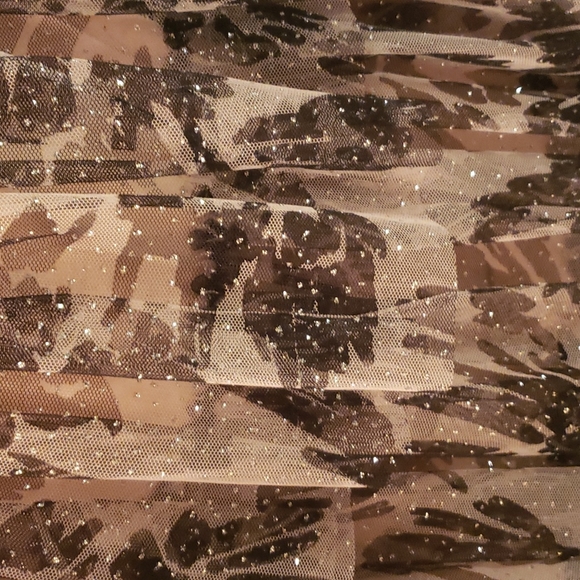 COPY - SHIMMERY COCKTAIL DRESS BY ADRIANNA PAPELL - Picture 2 of 5